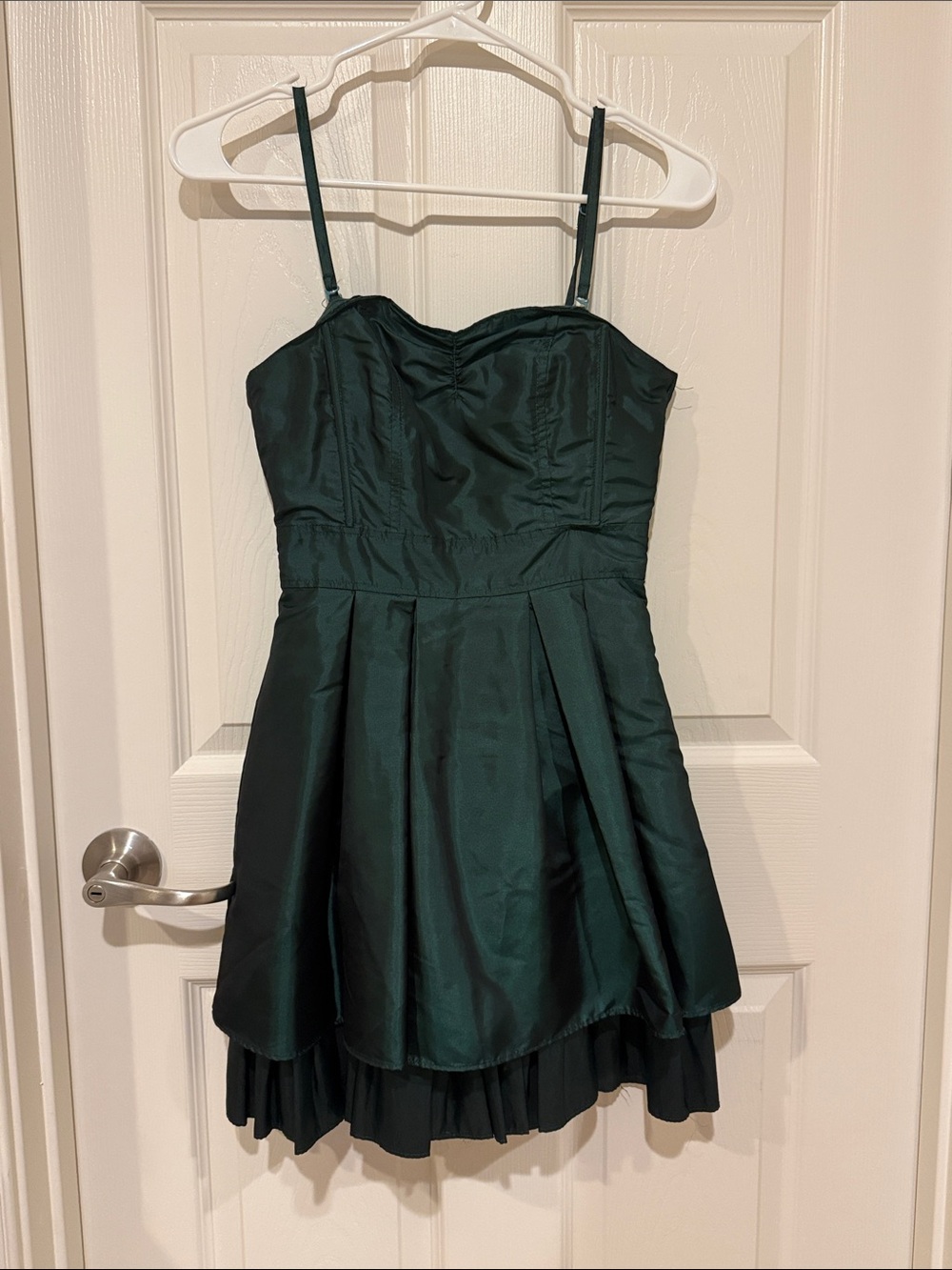 Divided Dark Emerald Green Spaghetti Strap Party Dress